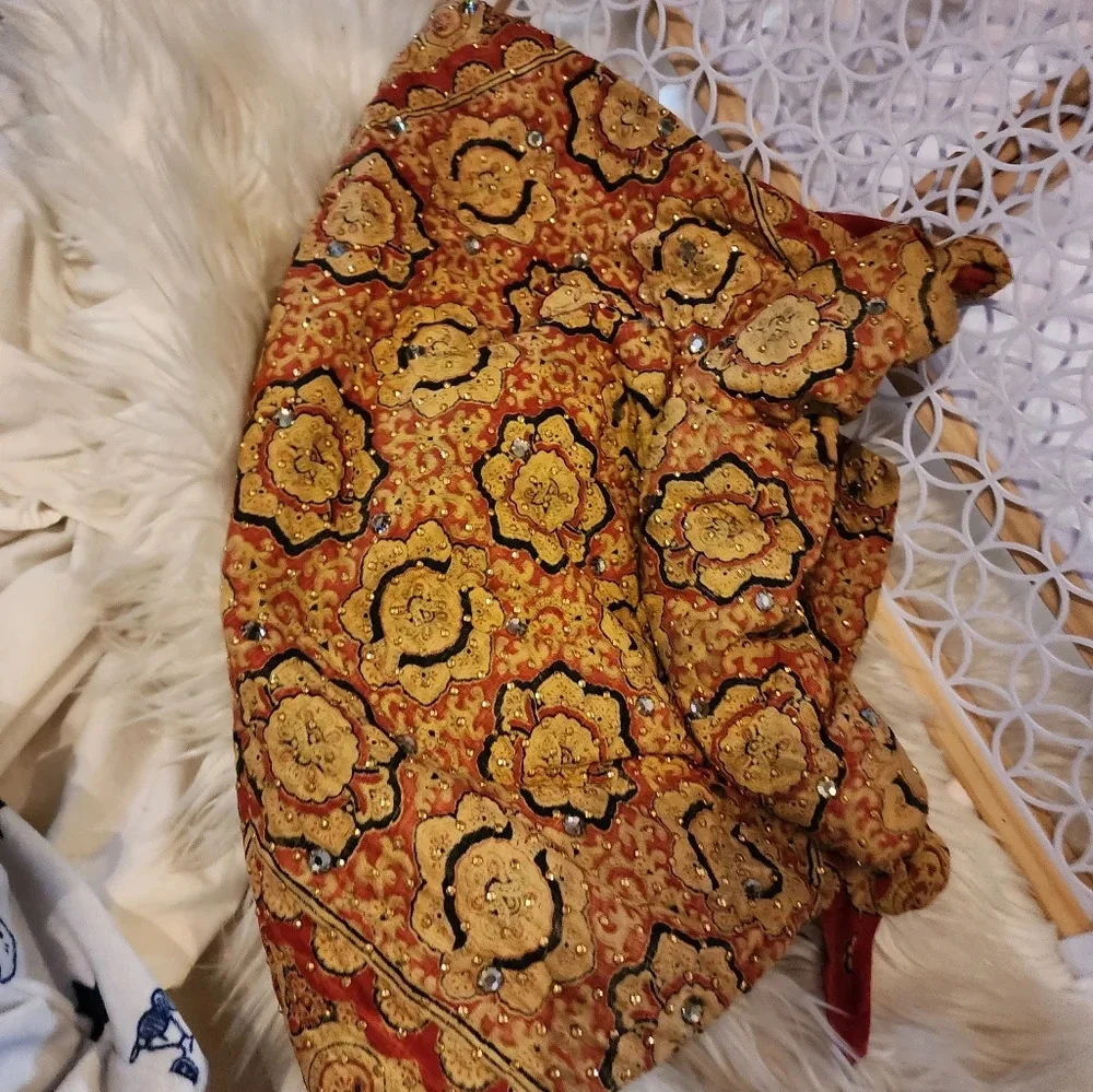 Vintage Mr. John Boho Tapestry Hobo Bag Gold Chain Strap Beaded Floral Satchel